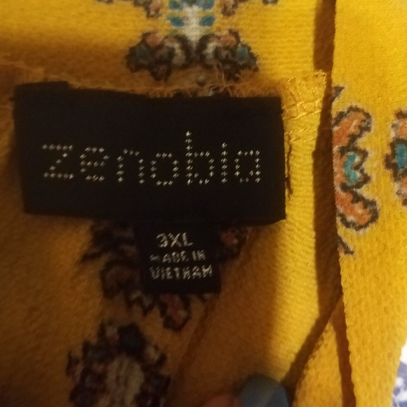 Zenobia Gold and Teal Tank - Picture 4 of 7